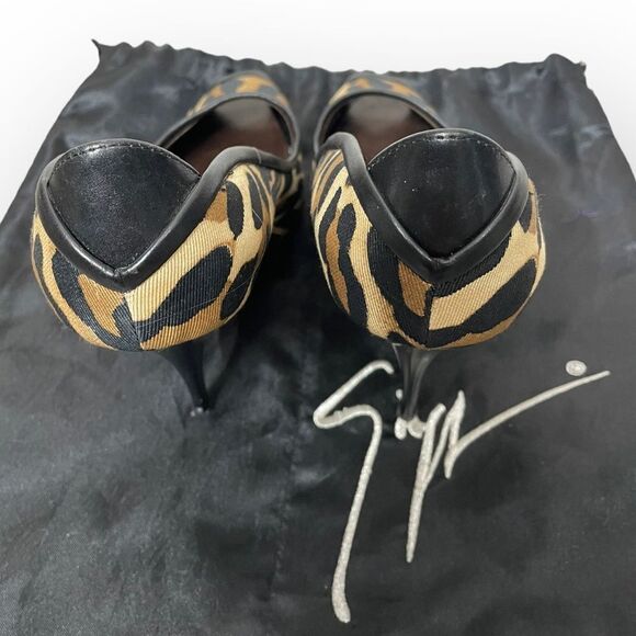 Giuseppe Zanotti Leopard Print Canvas Peep Toe Pumps 37.5 w/ dustbag - Picture 9 of 11